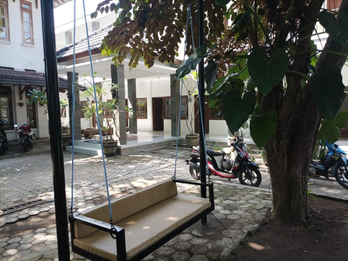 Ayodya Inn , Yogyakarta Lodging , Digital Nomads , Entrepreneurs Centre , Coworking Space , Coliving , Kost Lengkap , Exclusive Boarding House And Student Accommodation In Jogjakarta City Center ! Exterior photo