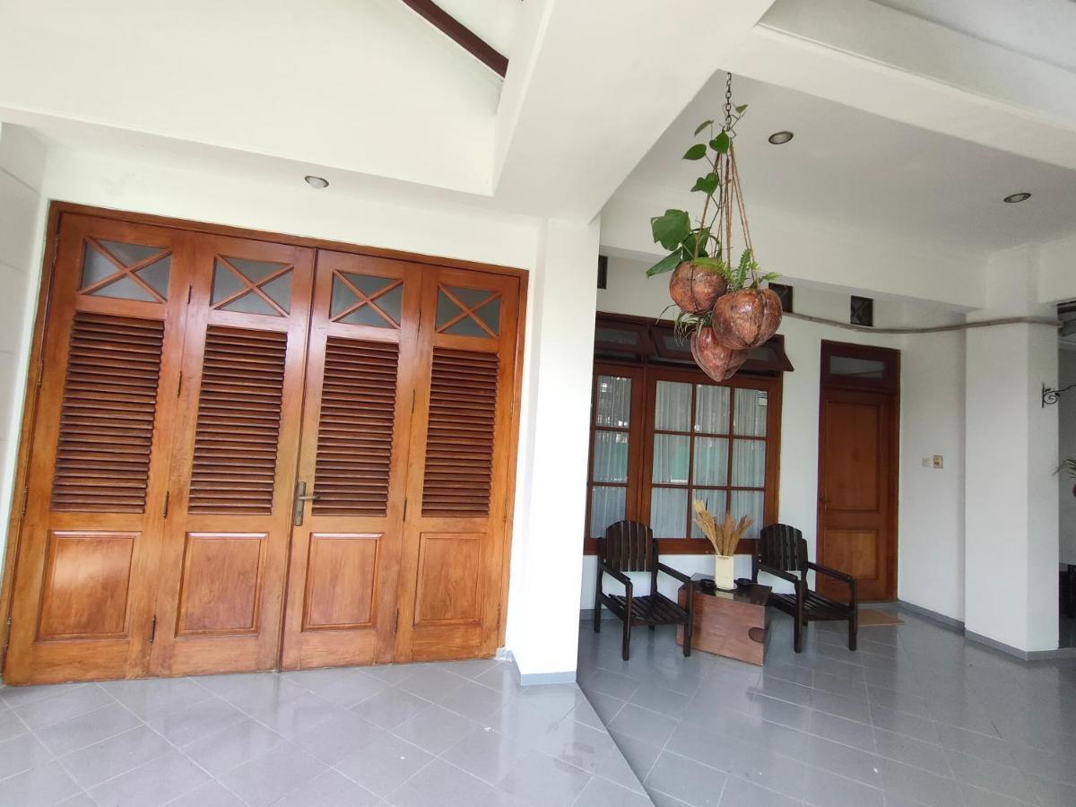 Ayodya Inn , Yogyakarta Lodging , Digital Nomads , Entrepreneurs Centre , Coworking Space , Coliving , Kost Lengkap , Exclusive Boarding House And Student Accommodation In Jogjakarta City Center ! Exterior photo